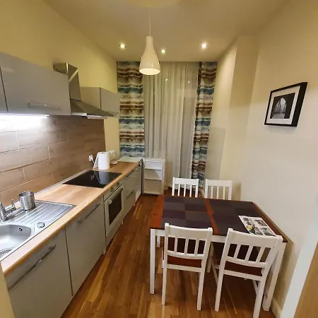 Апартаменты Apartament Debnicki